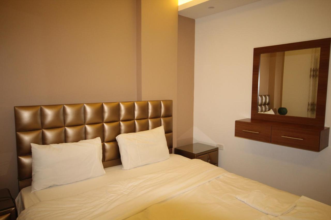 سما عمان للشقق الفندقية Sama Amman Hotel Apartments Esterno foto