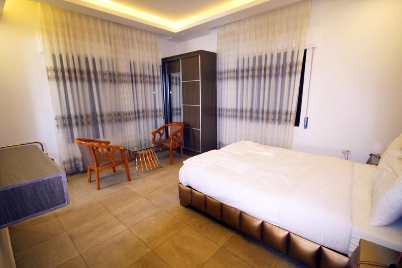 سما عمان للشقق الفندقية Sama Amman Hotel Apartments Esterno foto