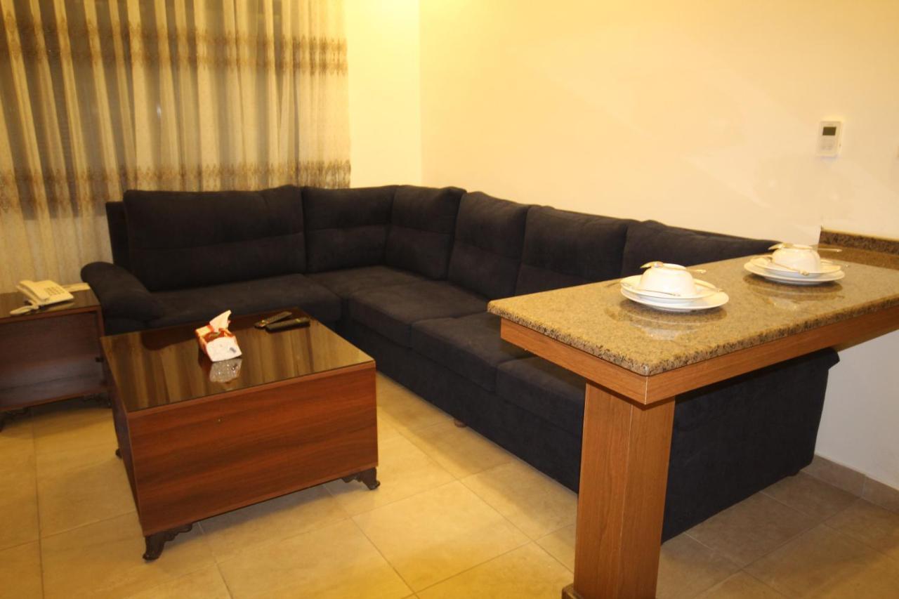 سما عمان للشقق الفندقية Sama Amman Hotel Apartments Esterno foto