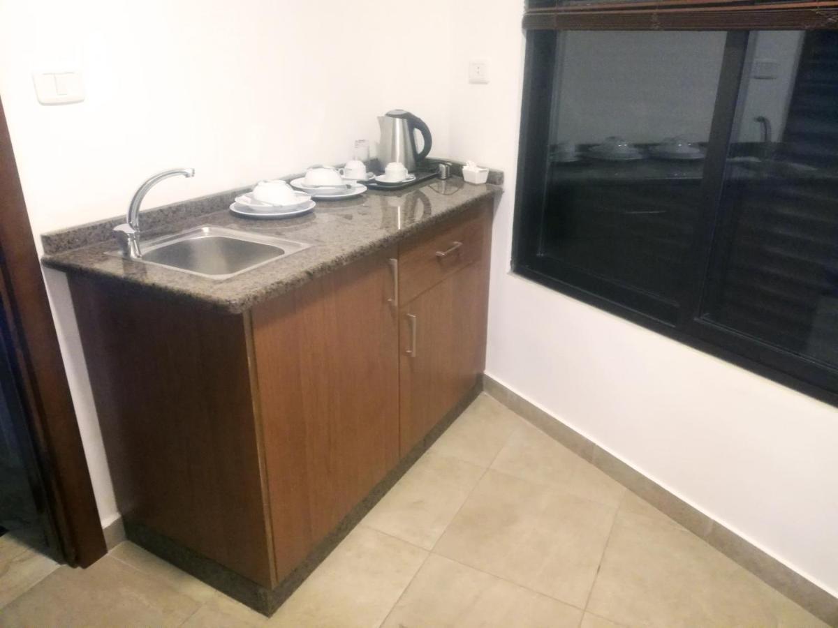 سما عمان للشقق الفندقية Sama Amman Hotel Apartments Esterno foto
