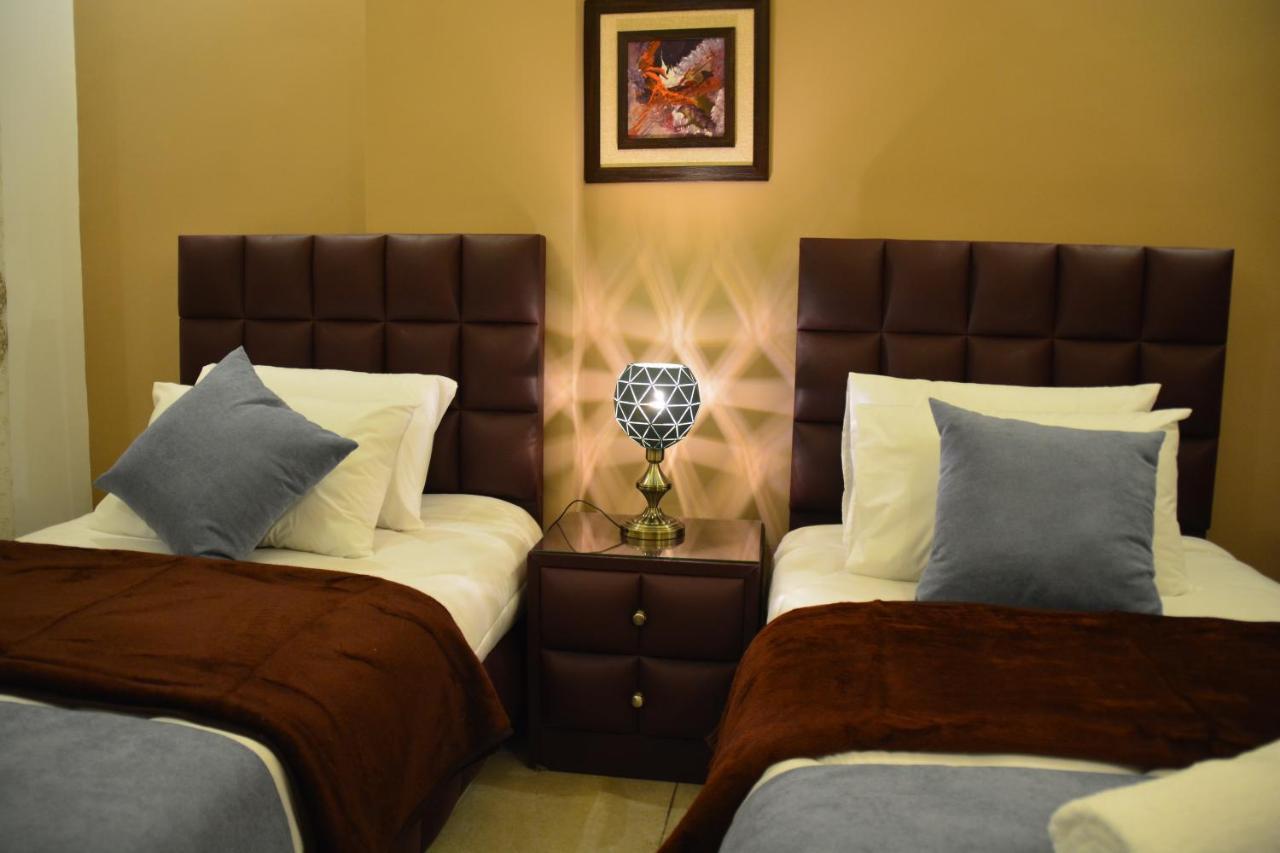 سما عمان للشقق الفندقية Sama Amman Hotel Apartments Esterno foto